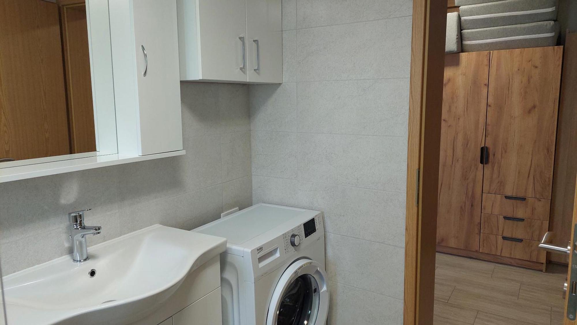 Apartma Lili Изола Екстериор снимка