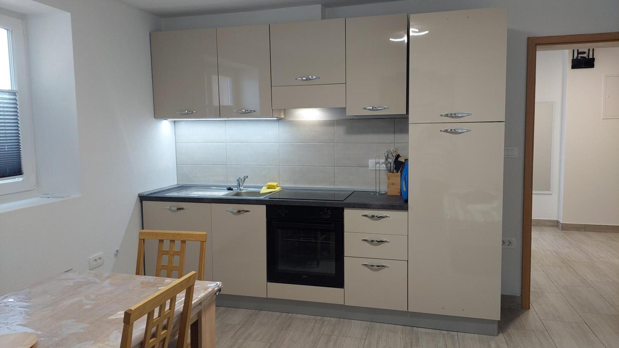 Apartma Lili Изола Екстериор снимка